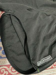 women’s sporty shorts with tights and a free gift