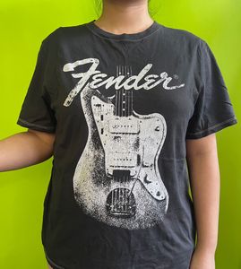 Fender Guitar Graphic Tee