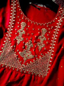 Red &amp; Gold Embroidered Kurta