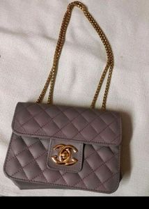 Gucci Symbol Sling Bag 🛍️