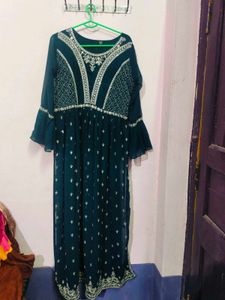 Nayra Cut Suit With Dupatta