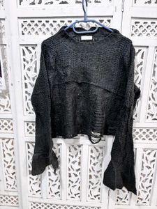 🎀Distressed Black Knit Sweater B