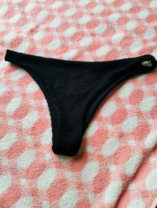 Textured Black Bikini Bottom🖤
