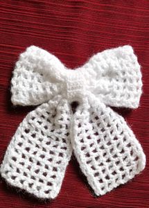 White Crochet Bow Accessory