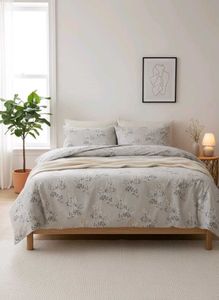 Floral Print Bedsheet Set