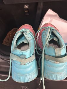 Very Pretty Blue And Pink Shade Heel Shoes