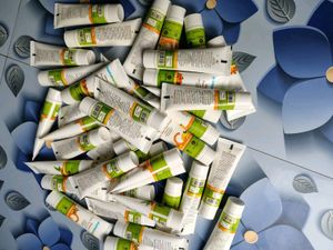 Mamaearth Ubtan Face Mask &amp; Cream
