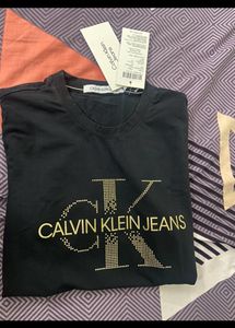 Unisex Clavin Klein Original Black Embossed Tshirt