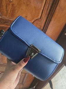 Stylish Blue Handbag