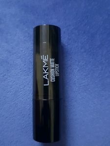 LAKME cushion Matte  Nude Lipstick