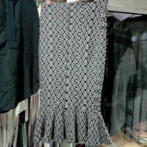 Black N White Geometric Print  Petlum