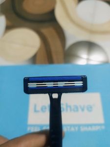 LetsShave Pro 2 Plus Disposable Razor