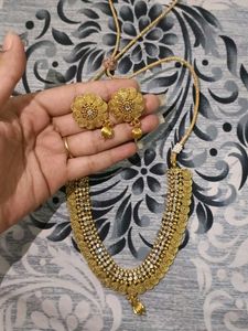 Gold Necklace & Earring Set