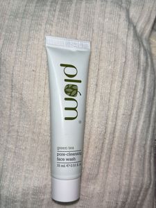 Plum Green Tea Face Wash