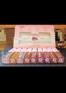 55% OFF On ✨❣️Love Earth Gloss It Up Kit❣️✨