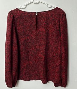 Puff Sleeved Burgundy top