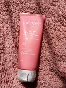 Dot & Key Face Wash