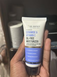CERAMIDE & VITAMIN C OIL-FREE MOISTURIZER