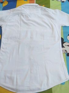 👨‍🦱Branded White Shirt