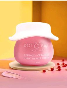 Dot &amp; Key 72HR Hydrating Gel