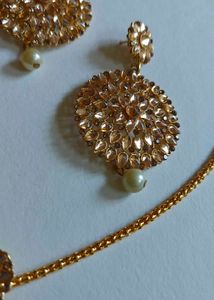 Gold Tone Jewelry Set