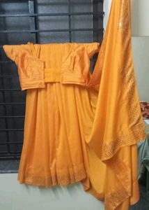 Eligent Yellow Saree With Beautiful Stone Work