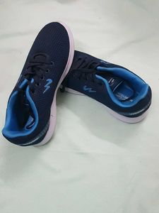 Women Sports Shoes UK 5
