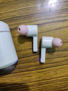 Boat Bluetooth Airdopes 402