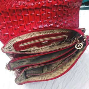 Esbeda handbag