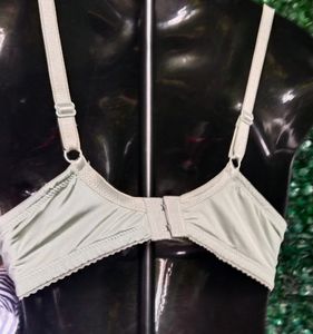 LINGERIE