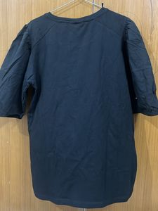 Women Black Tshirt