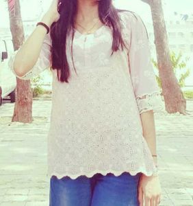 White Embroidered Top💗