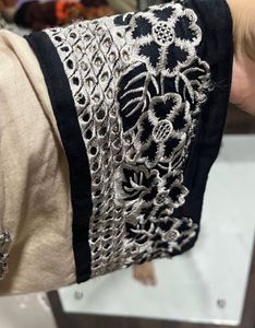 Pakistani Elegant Salwar Kameez Suit