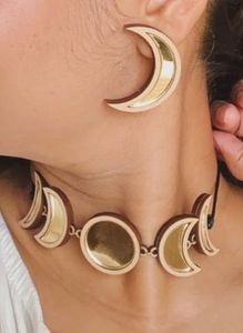 Versatile Neck Piece
