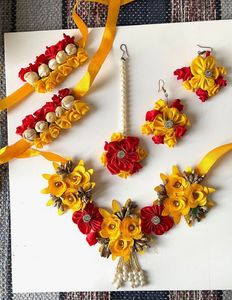 Floral Jewelry Set
