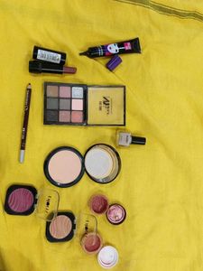 ✨ Big Makeup Loot Sale ✨