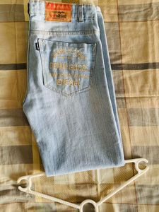 Light Wash Wide Leg Denim Jeans – Size 30