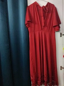 Elegant Maroon  Midi Dress