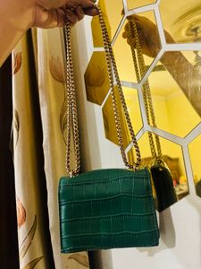Mini Croco texture Adjustable Sling Bag
