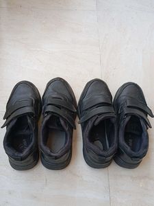 Black Shoes Or Velcro Sneakers