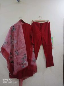 Ethnic vila Roman Silk Maroon Embroidered Kurta Se