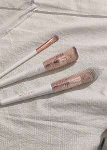 Forever Glam Makeup Brushes New and Unused