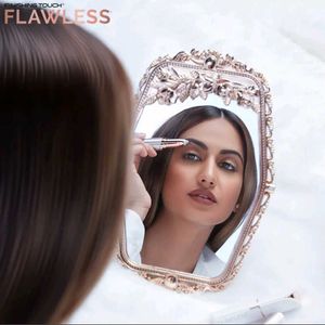 Flawless Brows Trimmer