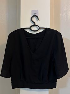 Black V-Neck Crop Top