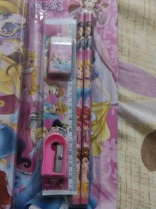Princess And Hello Kitty Return Gift Set