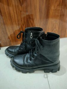 Sale🎀 Black Pinterest Ankle Length Boots 🖤🎧