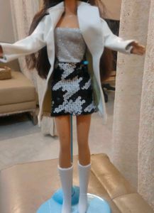 Barbie Doll Clothes Set With Small Handbagag
