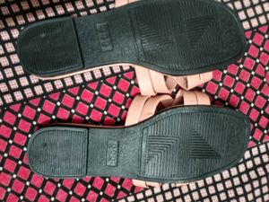 Flat Sandal