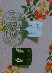 Buy One Get One free. Beautiful Earing 🥰🥰