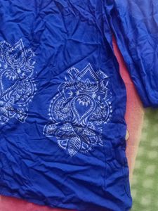 Blue Printed Kurta Set With Leggi